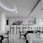 Del Mar 酒店 4*